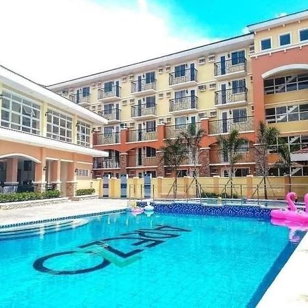 Huge Studio @ Arezzo Place Davao Condominium Bagian luar foto