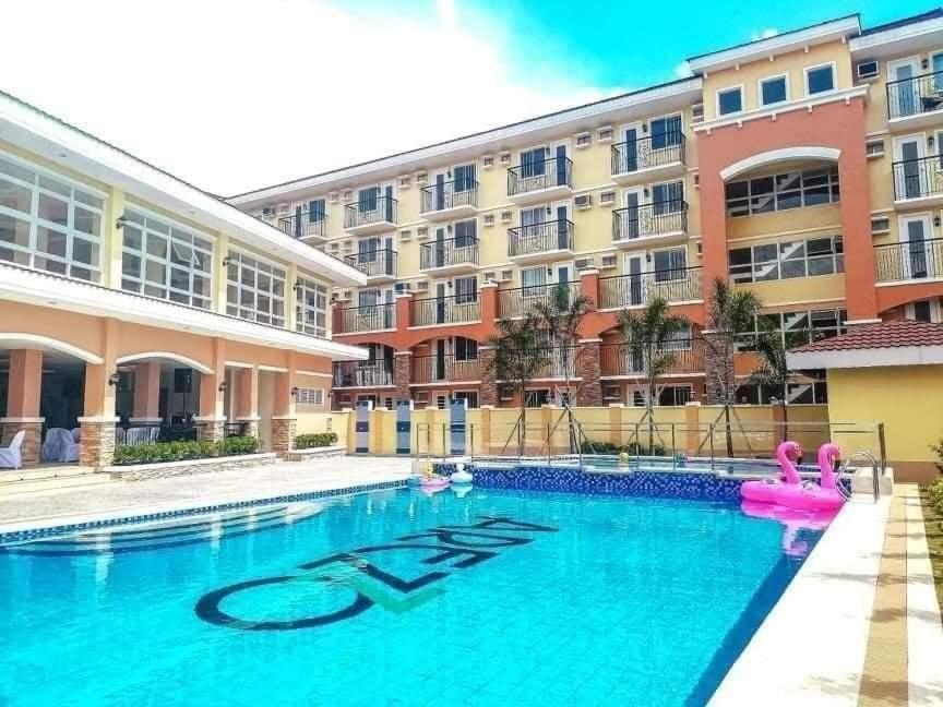 Huge Studio @ Arezzo Place Davao Condominium Bagian luar foto